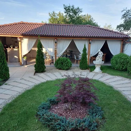 Boutique Amalia בית הארחה