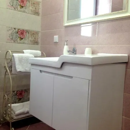 Boutique Amalia בית הארחה