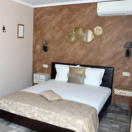 Boutique Amalia בית הארחה צ'רנומורץ