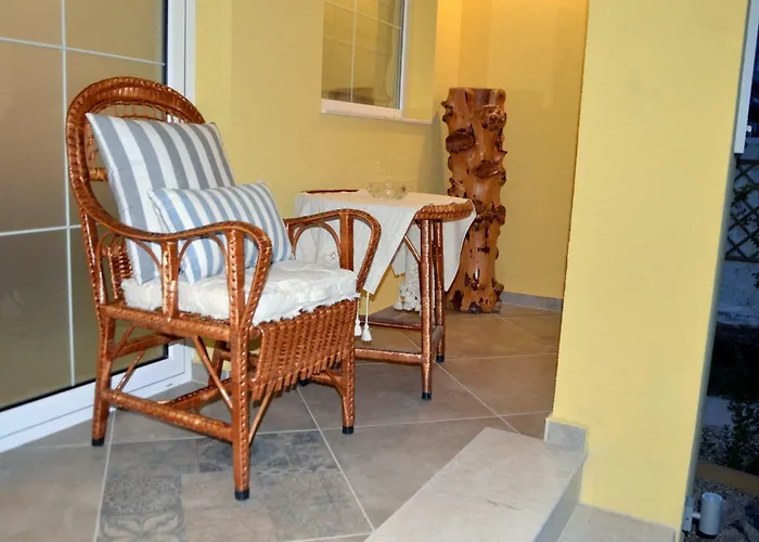 Boutique Amalia 切尔诺莫雷茨